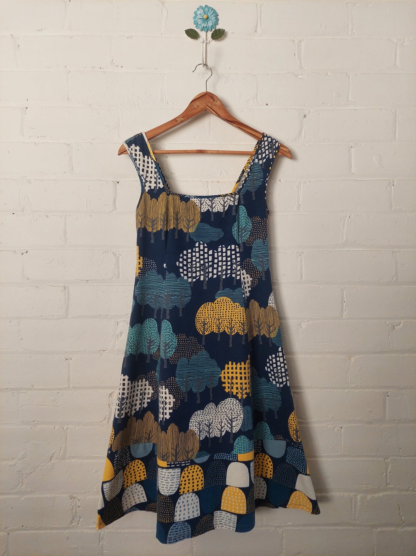 Maiocchi retro style blue cotton dress with yellow tree print, Size 6