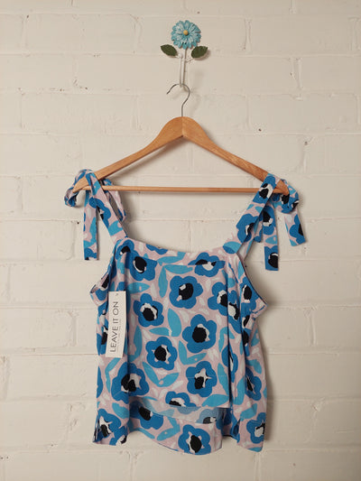 Mister Zimi BNWT blue floral summer print top, Size 14