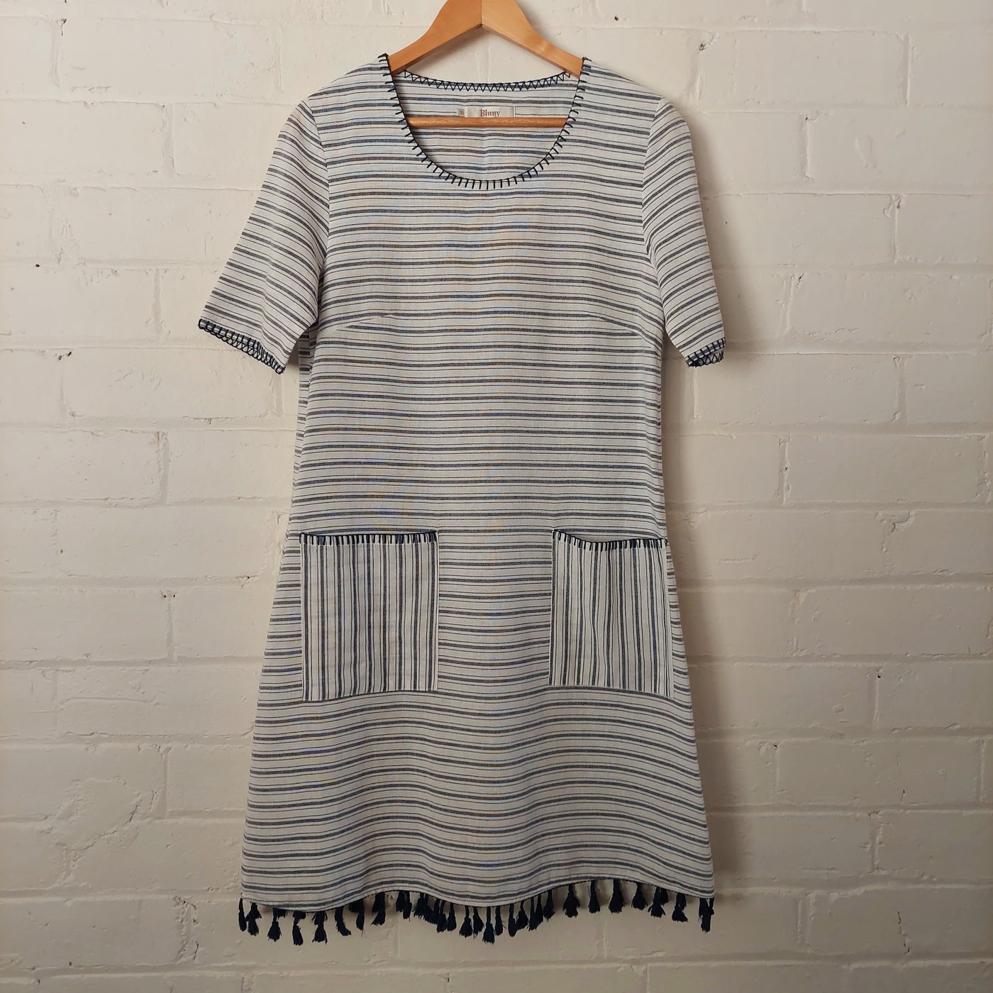 Binny 100% Cotton white & blue striped pocket dress, Size 10