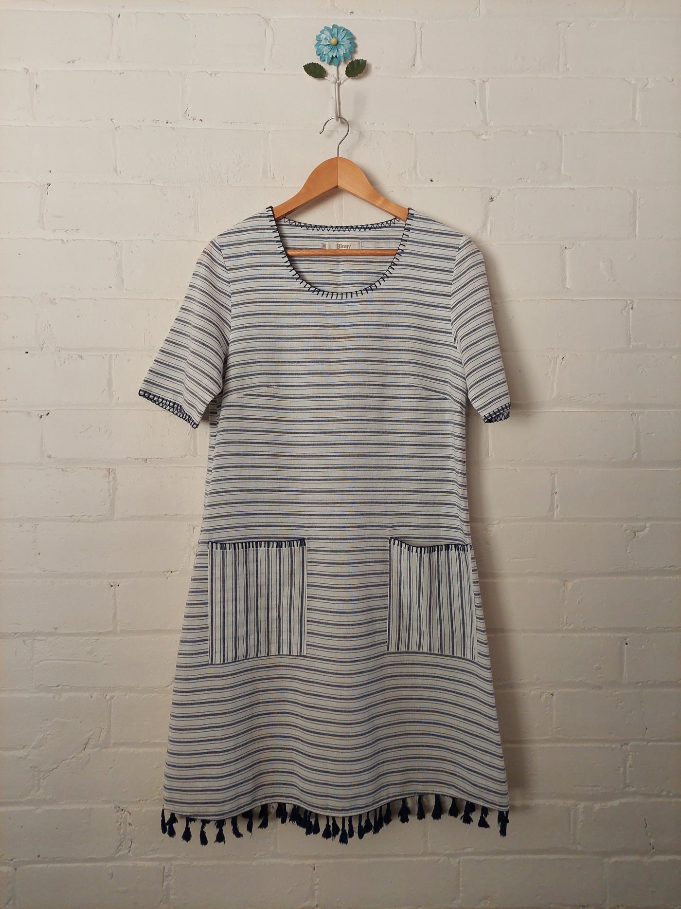 Binny 100% Cotton white & blue striped pocket dress, Size 10