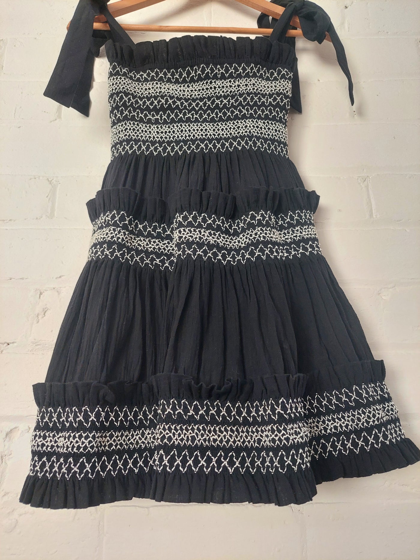 Shona Joy 'Leda' Shirred Cotton Mini Dress - Black / White, Size 8