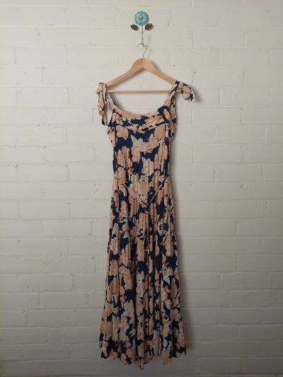 Kivari 'Briar' Strappy Maxi Dress - Navy Floral, Size M (AU 10)