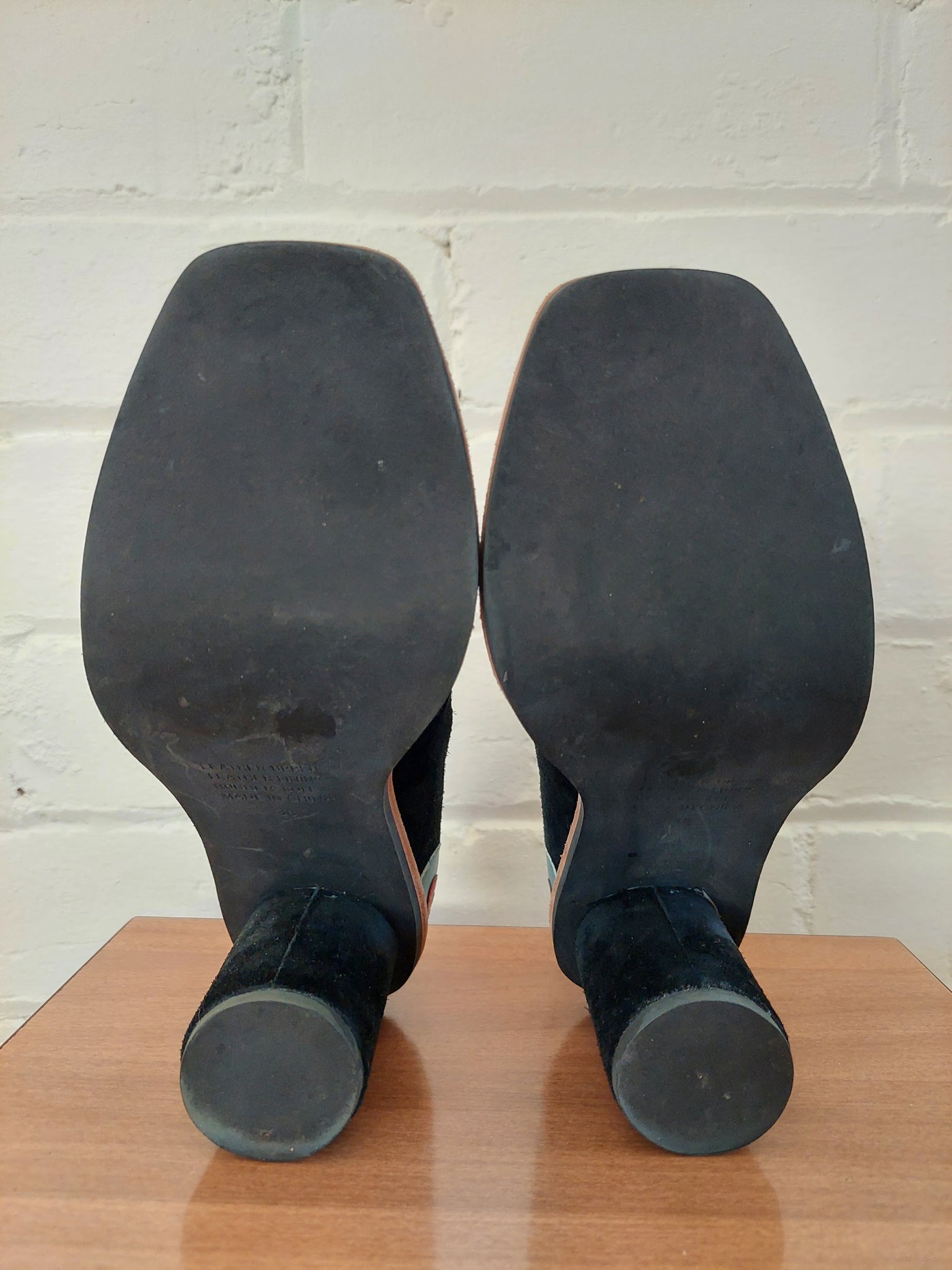 Gorman 'KALOCSAI' Black Suede Leather Heel, Size EU 36 / AU 5