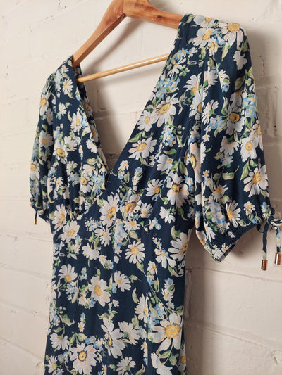 KIVARI Allie Tie Back Midi Dress - Navy Floral, Size 10