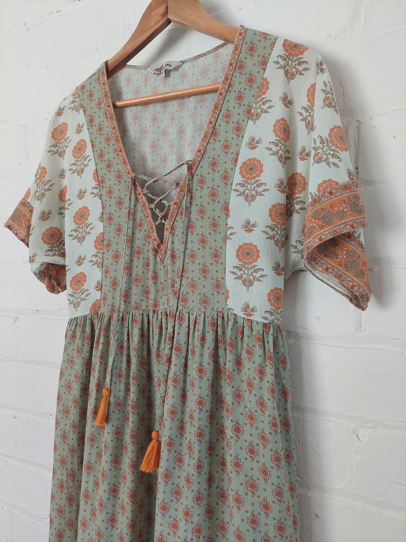 Arnhem Clothing Soriah Midi Dress in Pistachio, Size 8
