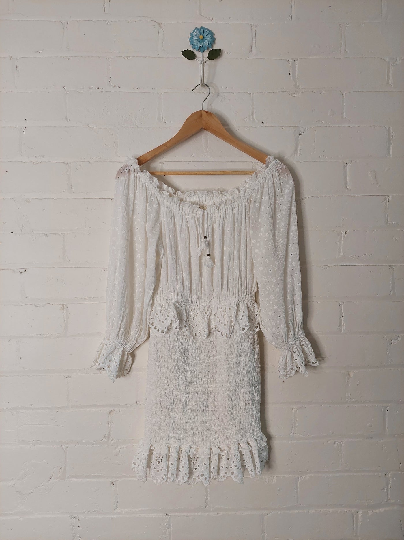 Spell & the Gypsy Collective Daisy Chain Ruched Mini Dress - White, Size S (AU 8 / US 4)