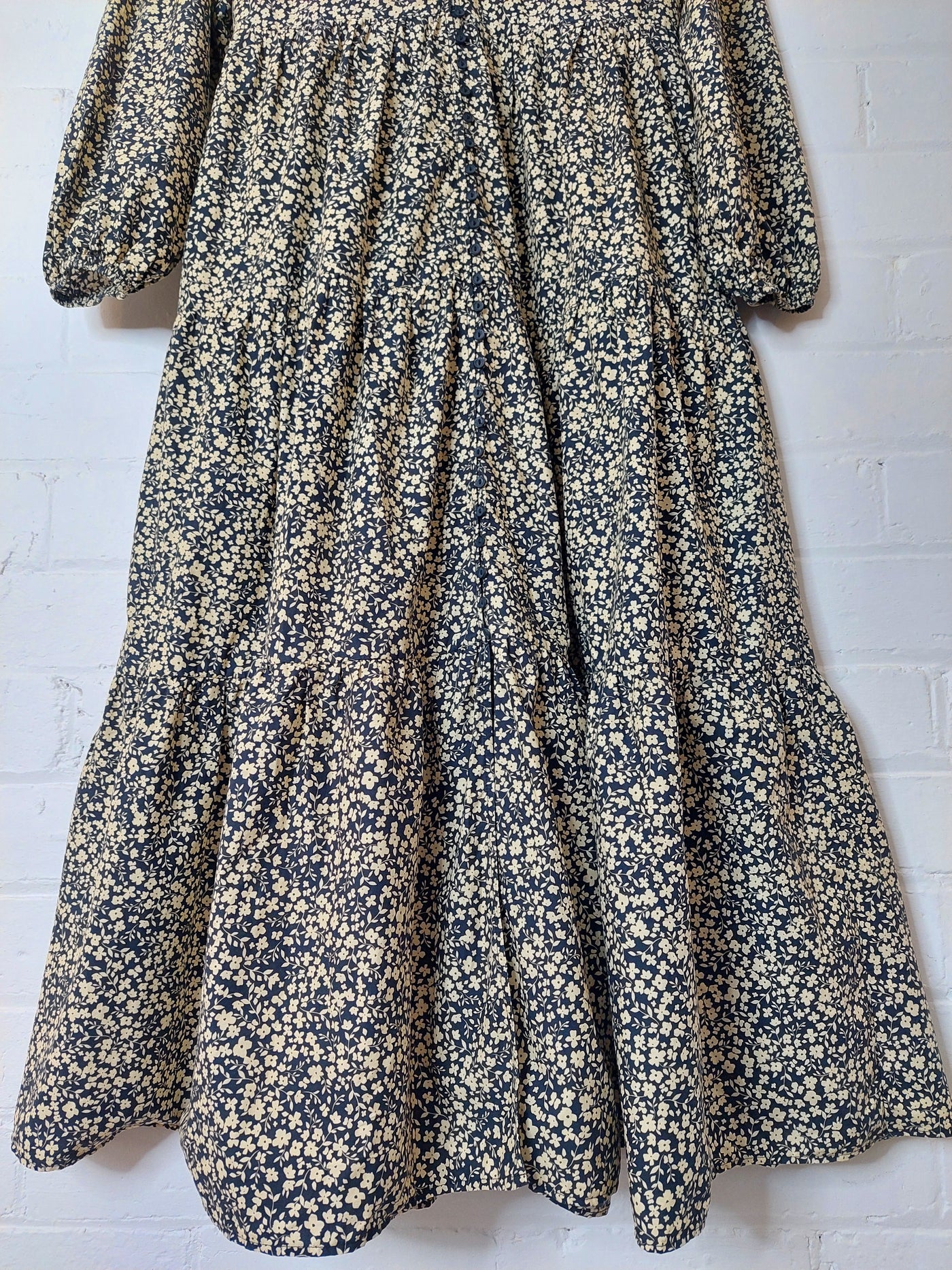 MATTEAU Long Sleeve Button Maxi Dress in Golden Primrose Floral, Size 2 (AU 8 / US 4)