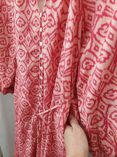 Kivari BNWT Zahara Maxi Dress in Red Ikat, Size AU 6 / US 2