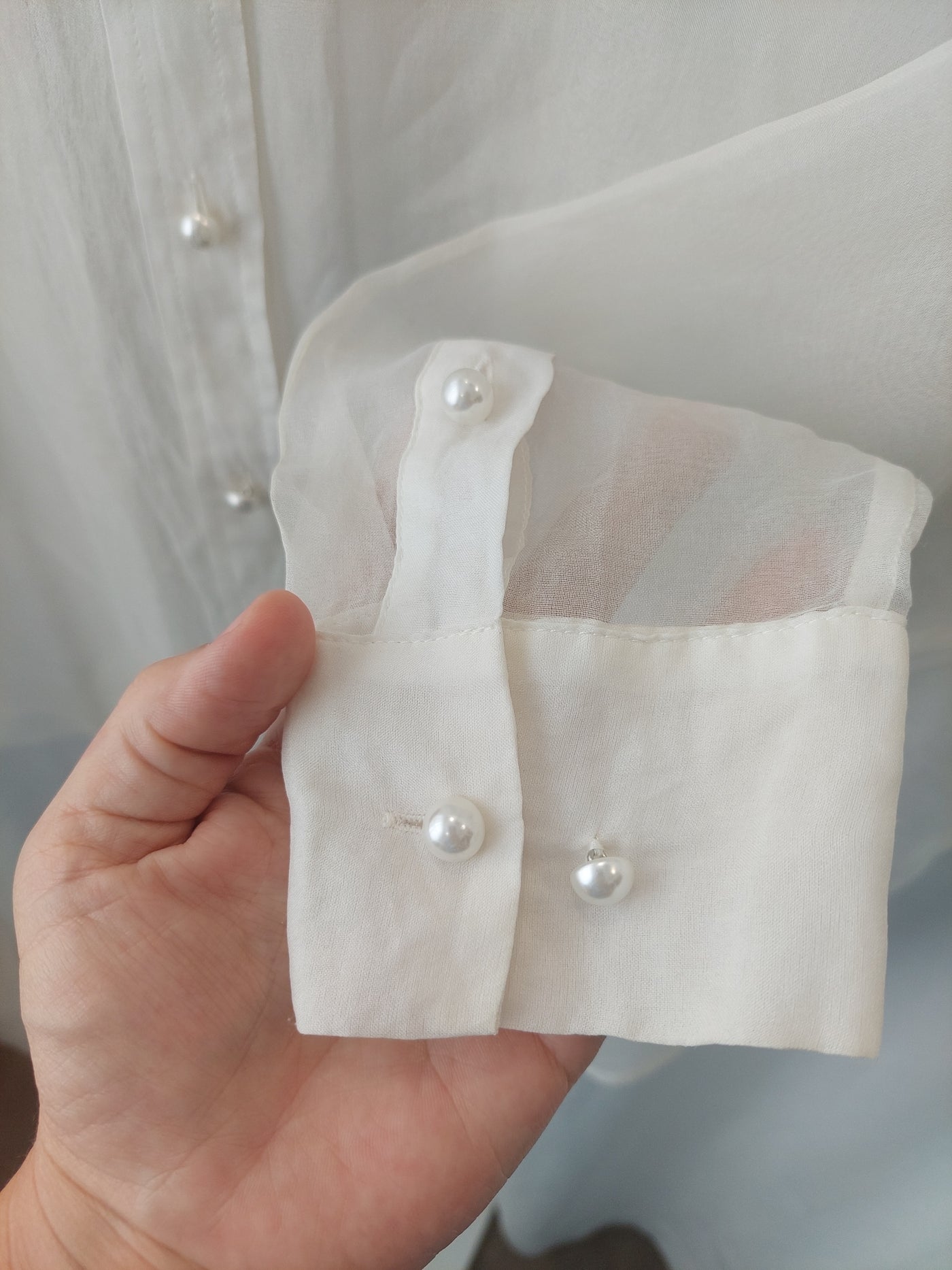 SILK LAUNDRY Organza Boyfriend Shirt Pearl Buttons - Sheer White, Size S