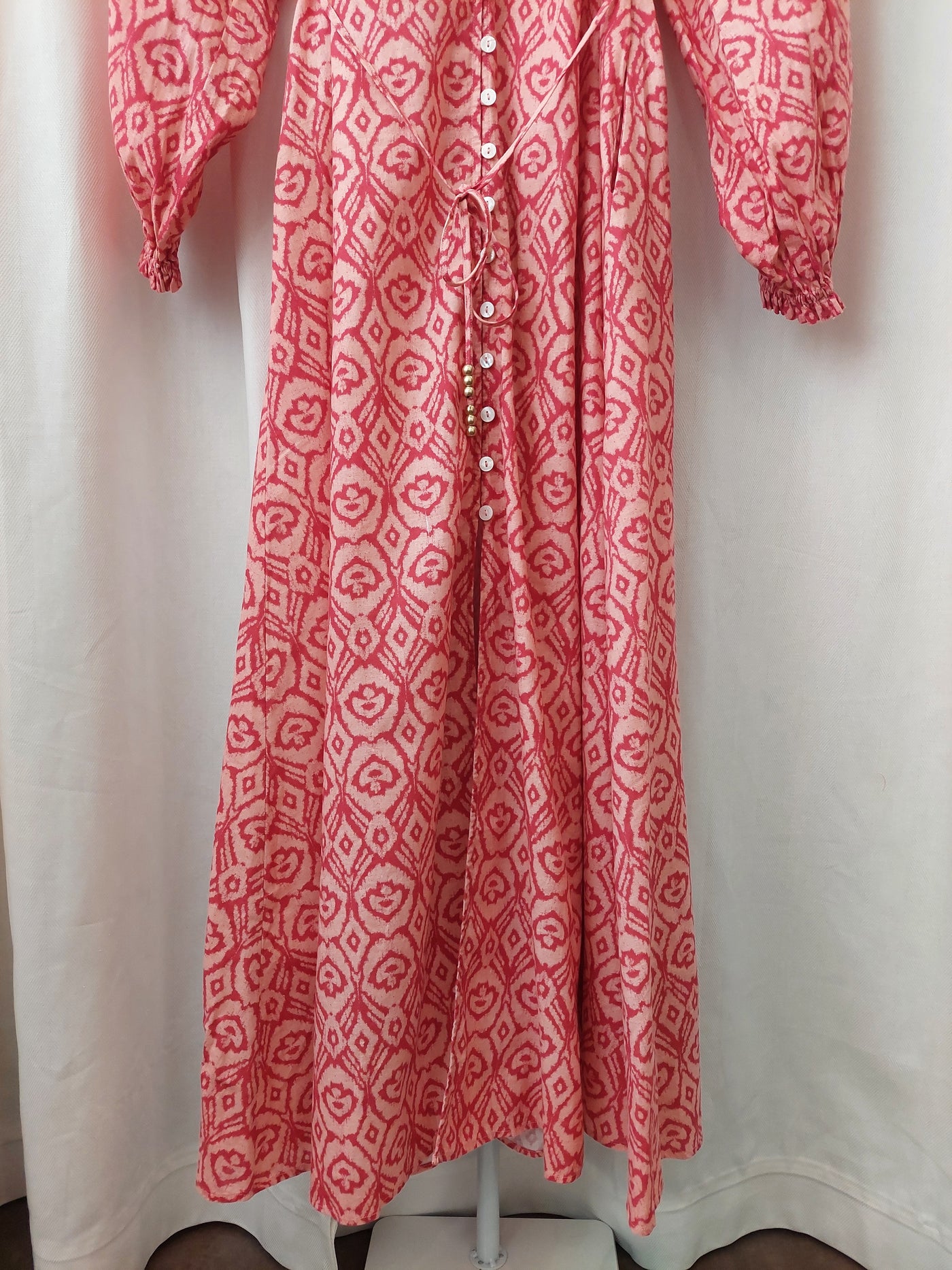 Kivari BNWT Zahara Maxi Dress in Red Ikat, Size AU 6 / US 2